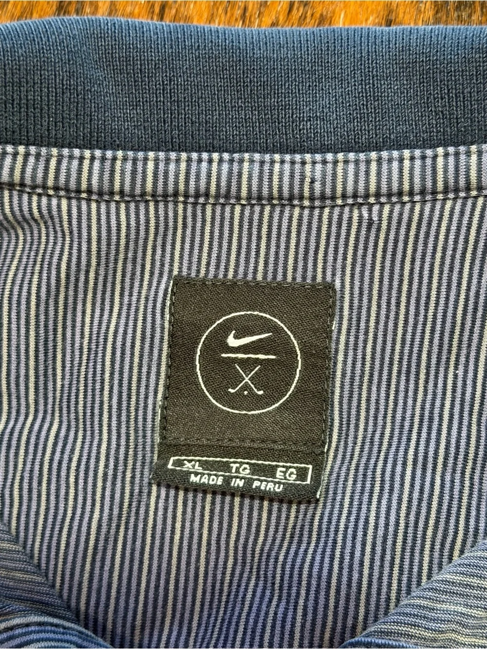 Vintage Nike Golf Polo Shirt Men’s XL Blue Pinstripe Nike XL Shield Logo Clubs